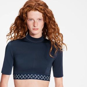 $1,180 Louis Vuitton FLIGHT MODE SPORTY CROP TOP